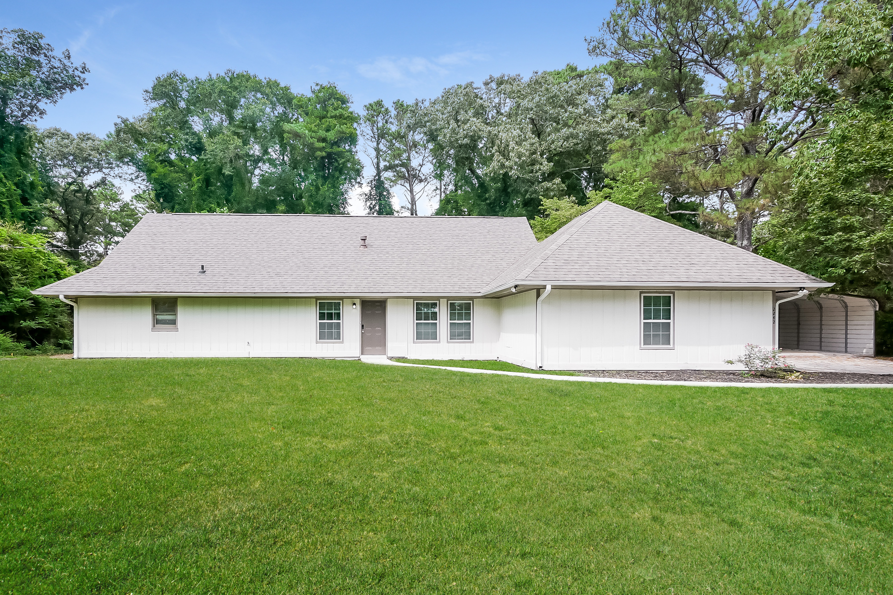 2242 MARION LN MORROW, GA 30260